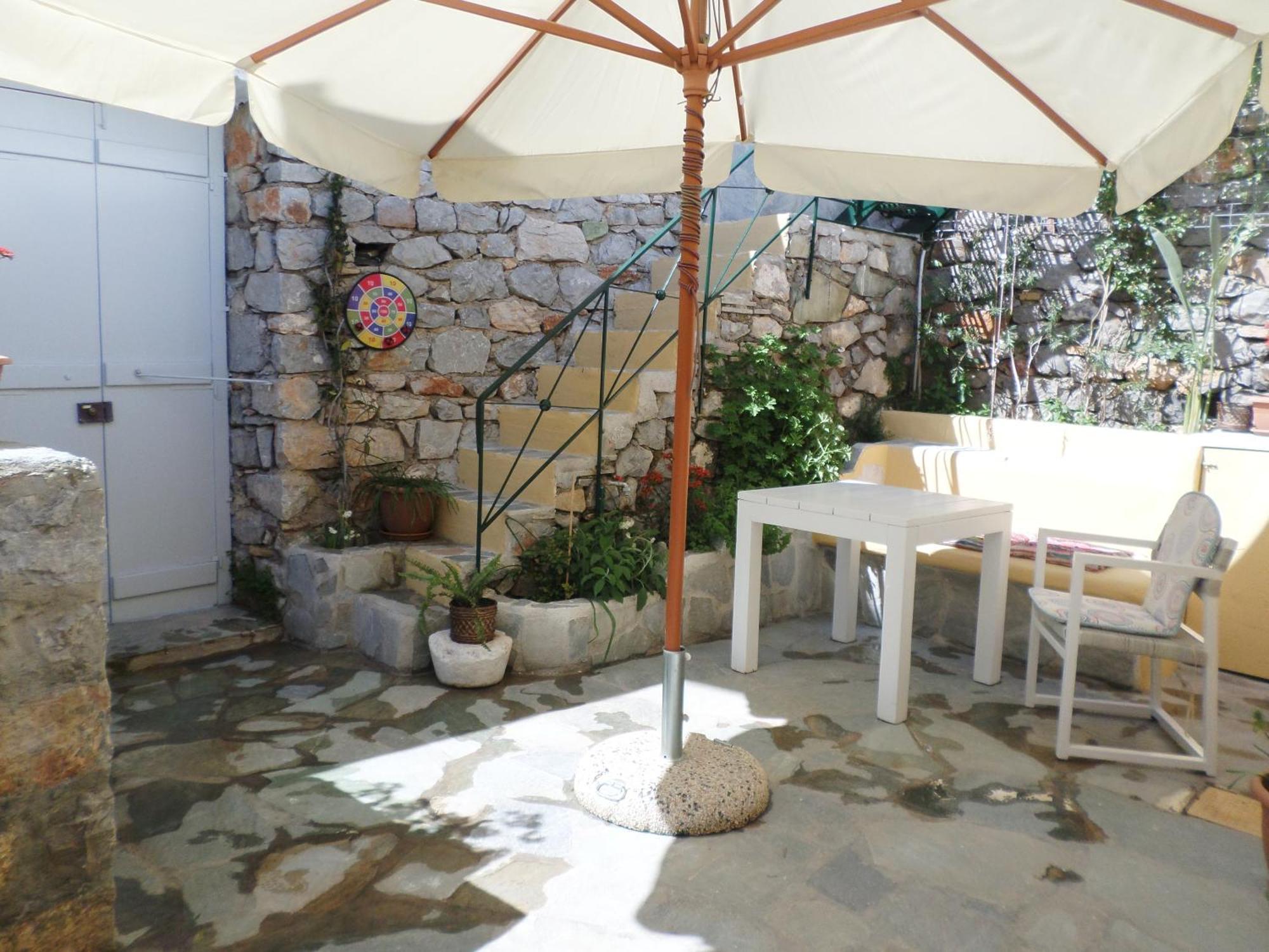 فيلا In The Heart Of Hydra المظهر الخارجي الصورة